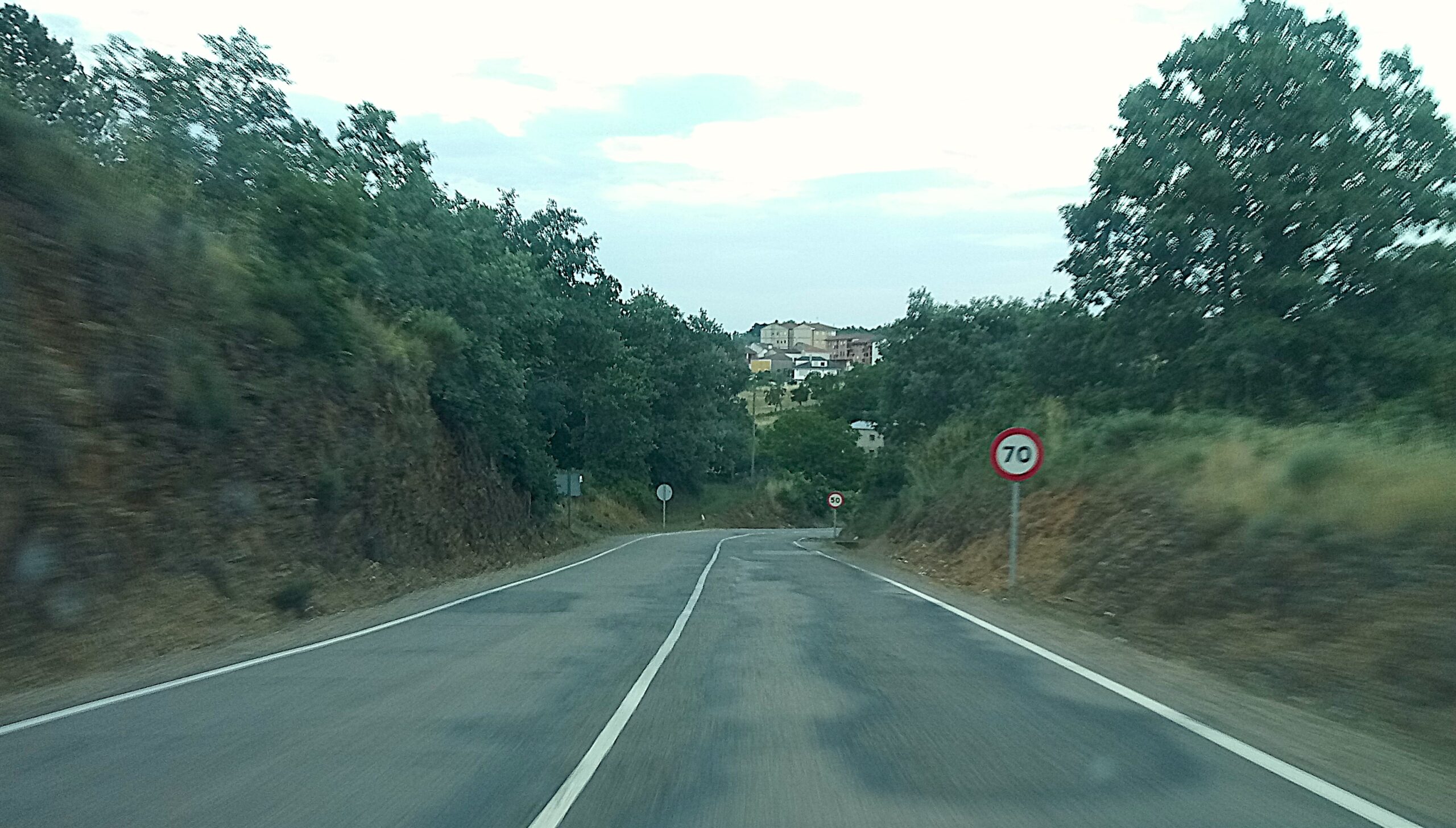 UPL logra el compromiso de las Cortes para arreglar la SA-212 entre Linares de Riofrío y Tejeda y Segoyuela