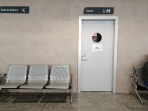 UPL reclama a la Junta que repare los aseos de la estación de autobuses de Béjar, que llevan dos meses cerrados por avería
